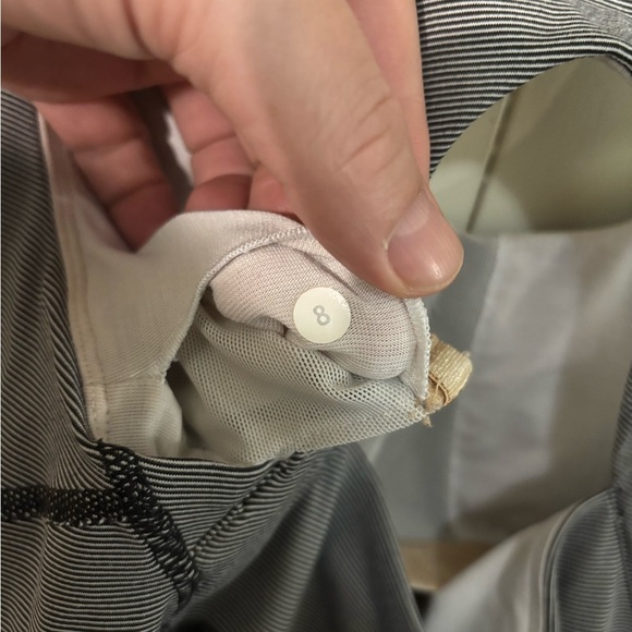 Lululemon Women's Tank Top - Picture 3 of 4